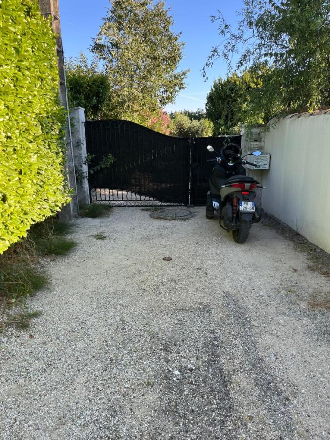 Villa Chaton L'Isle-sur-la-Sorgue Ngoại thất bức ảnh